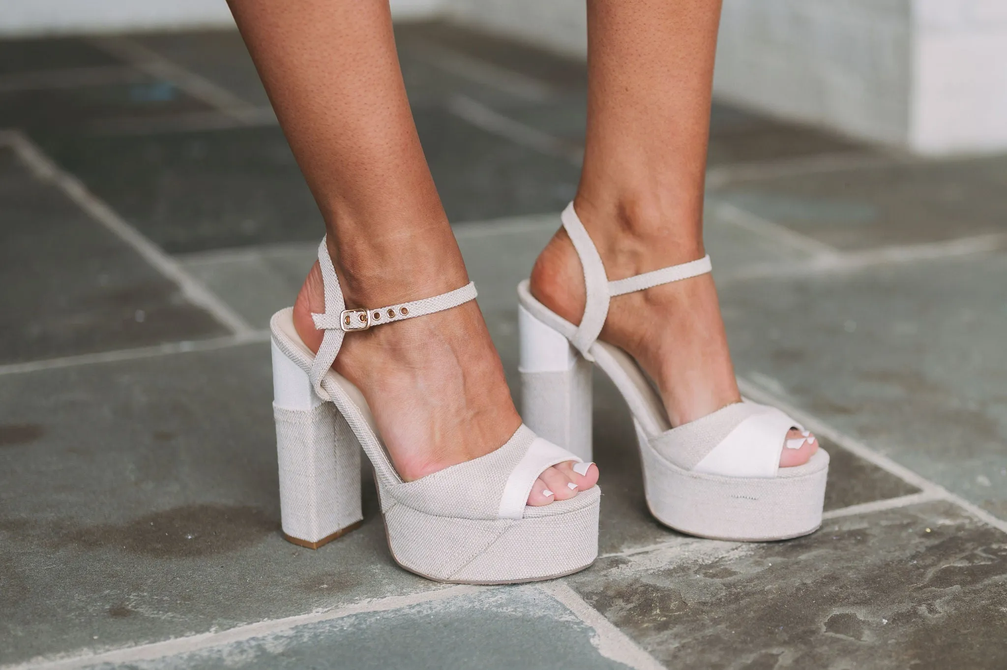 Amozae-Maxon Chunky Platform Heels-Linen