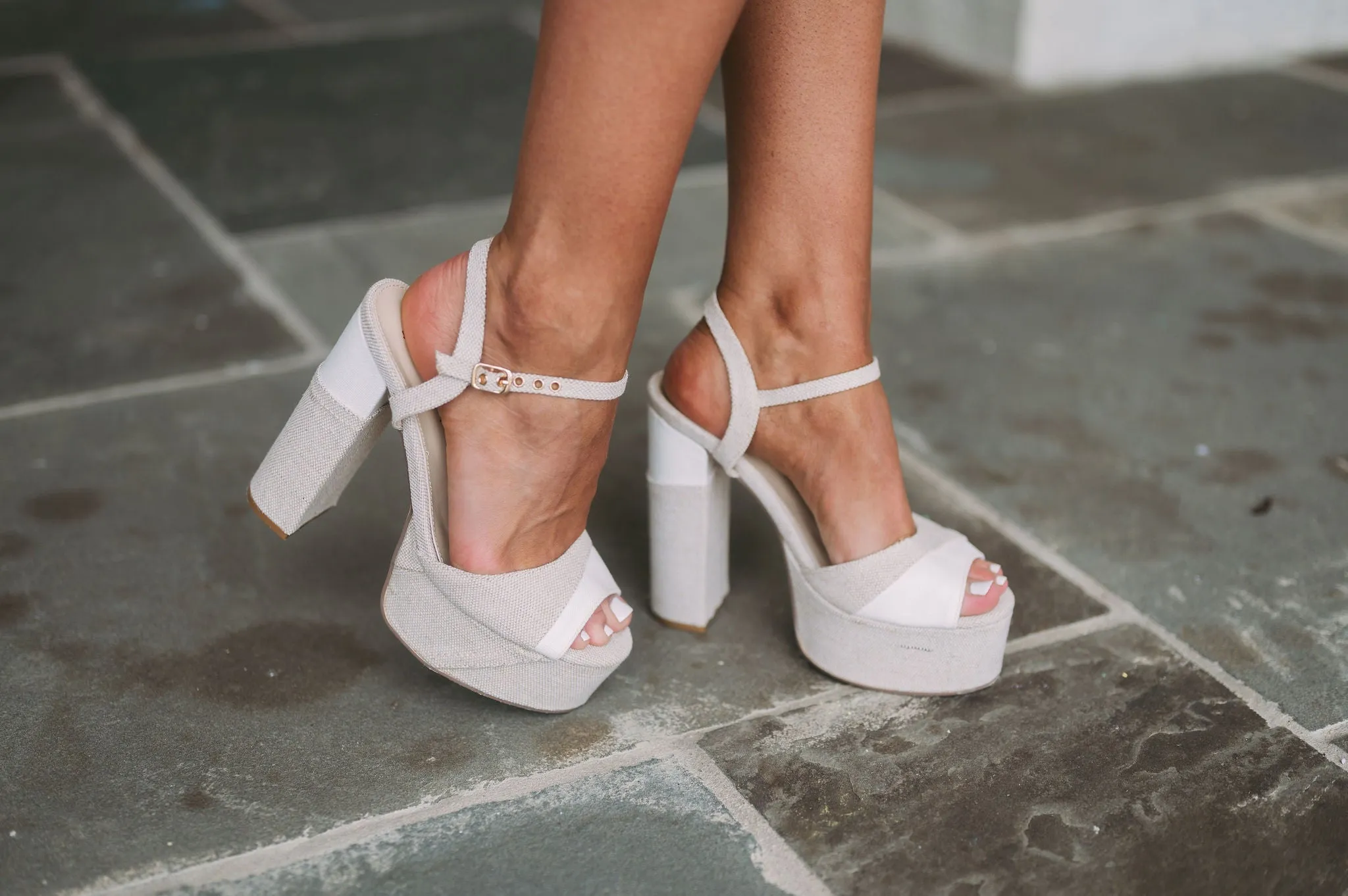 Amozae-Maxon Chunky Platform Heels-Linen