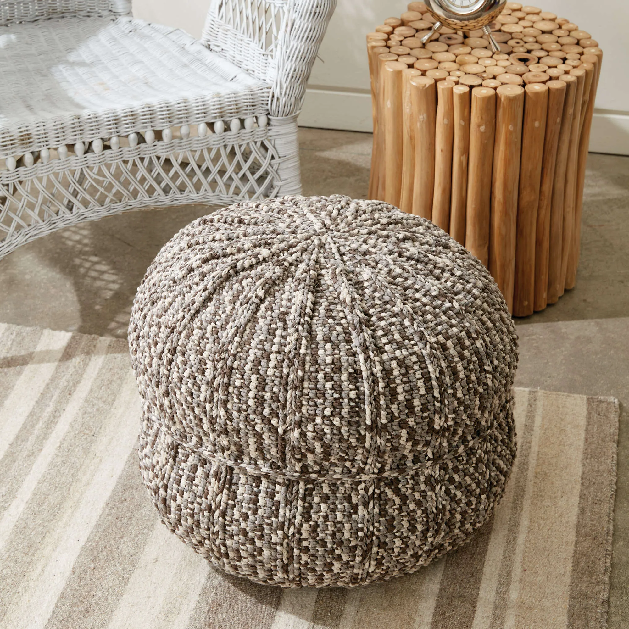 Bernat Wheel Spokes Crochet Pouf