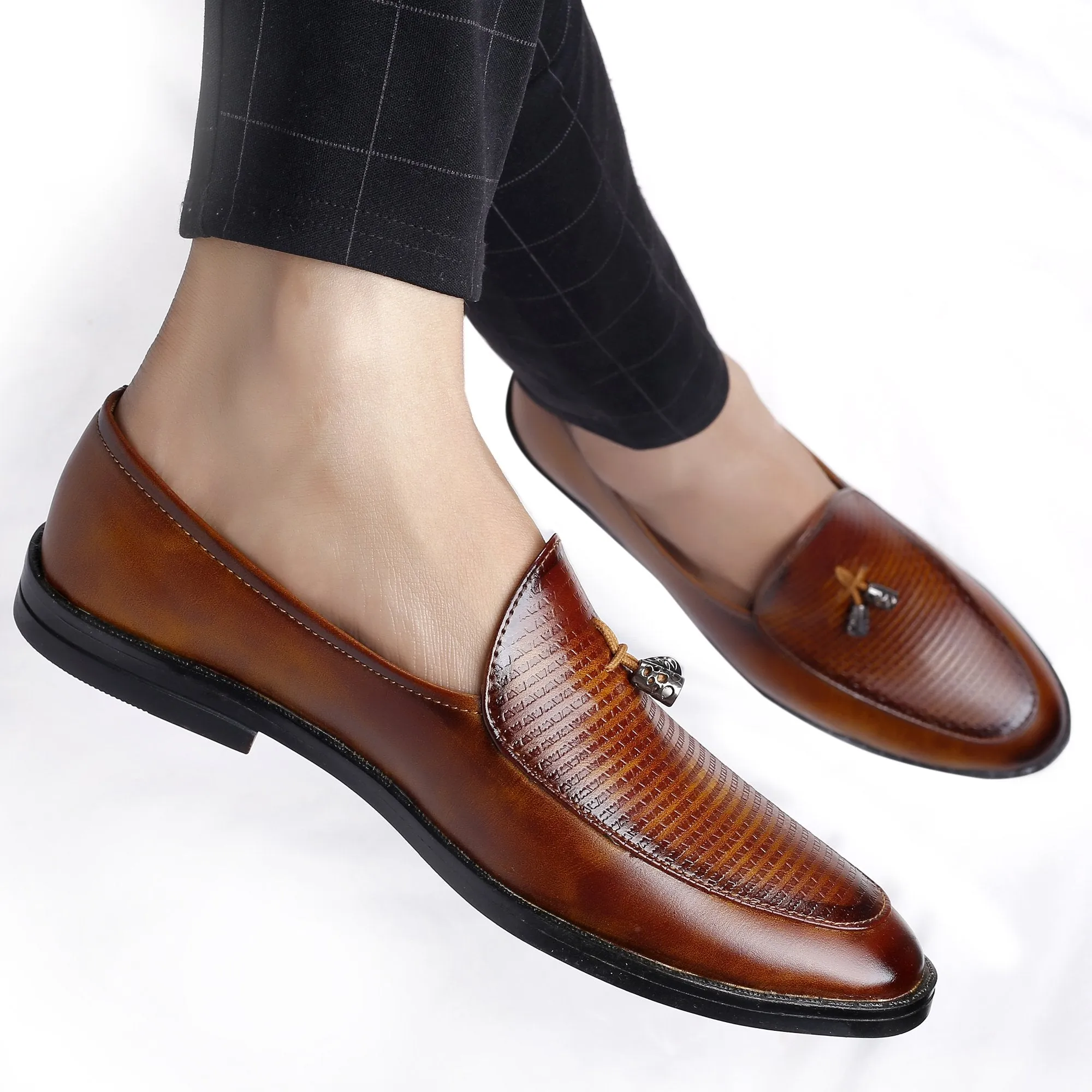 Bxxy's Men's Classic Formal Moccasins