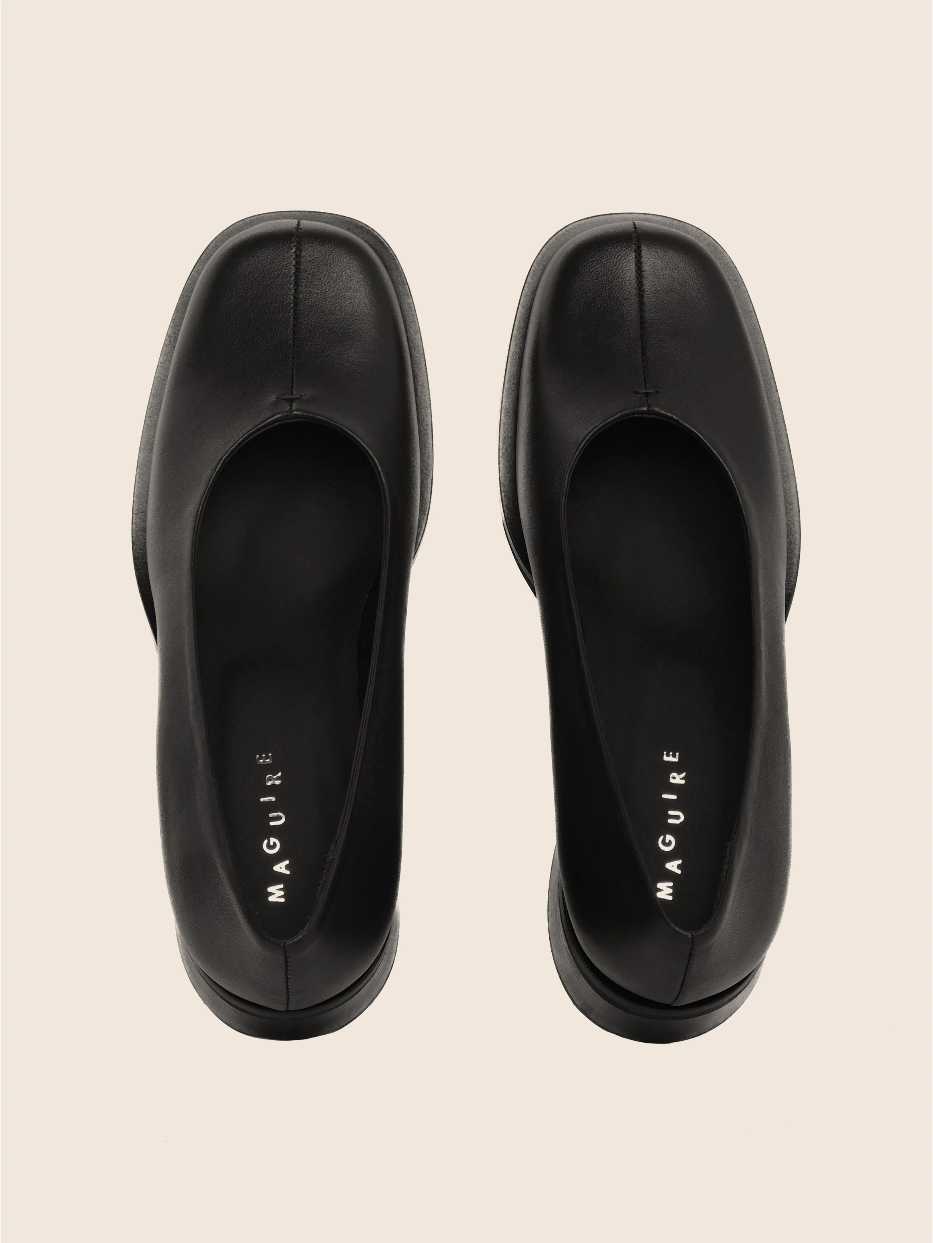 Cannella Black Pump