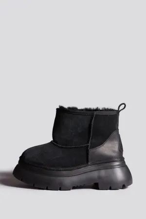 CHUNKY SHEARLING BOOT - BLACK