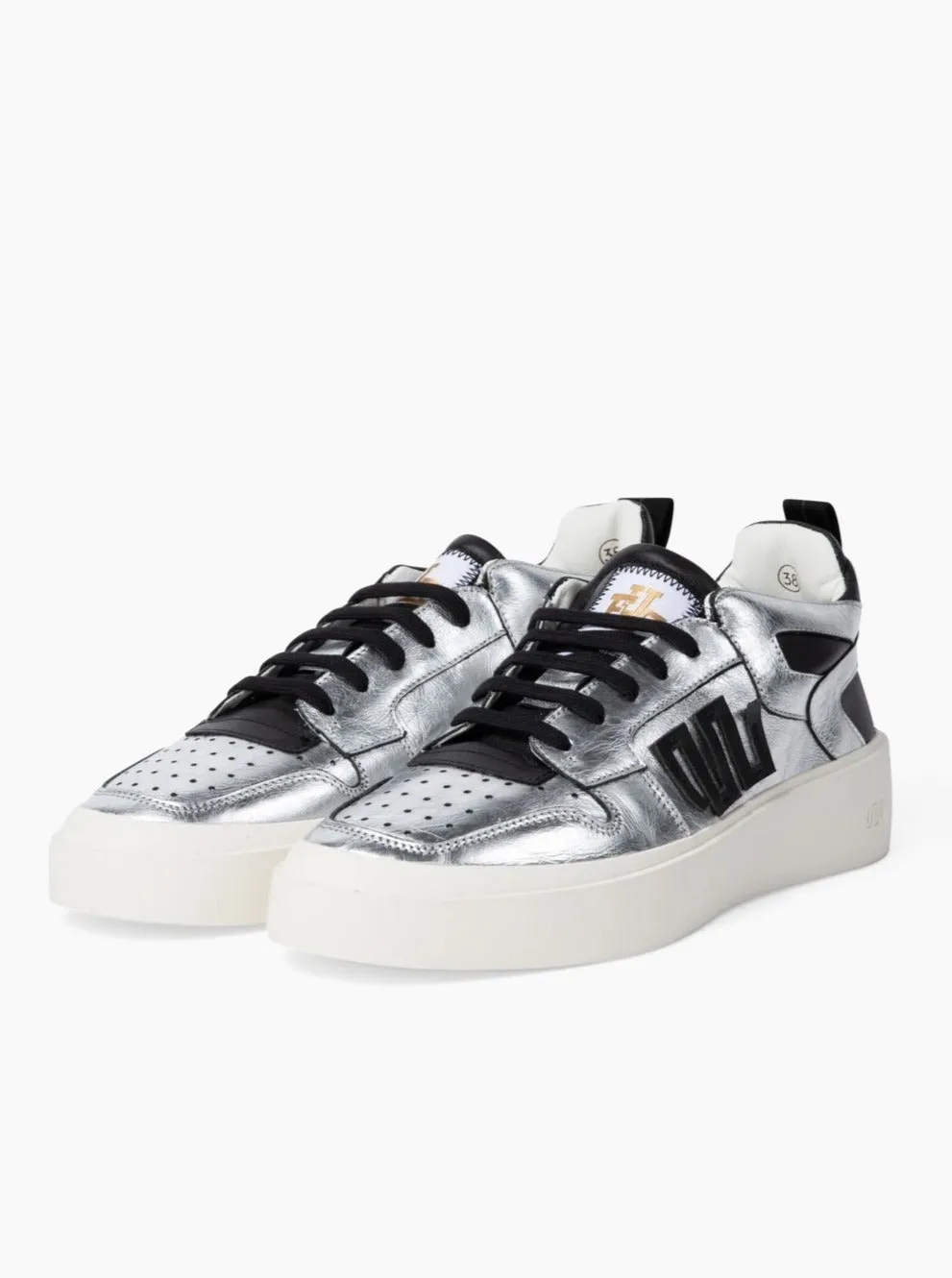 Esseutesse Lo-Top Sneaker - Silver/Black