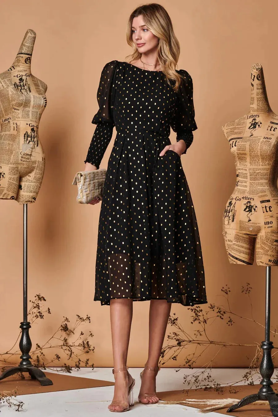 METALLIC CHIFFON PUFF SLEEVE MIDI DRESS (BLACK) CURVE