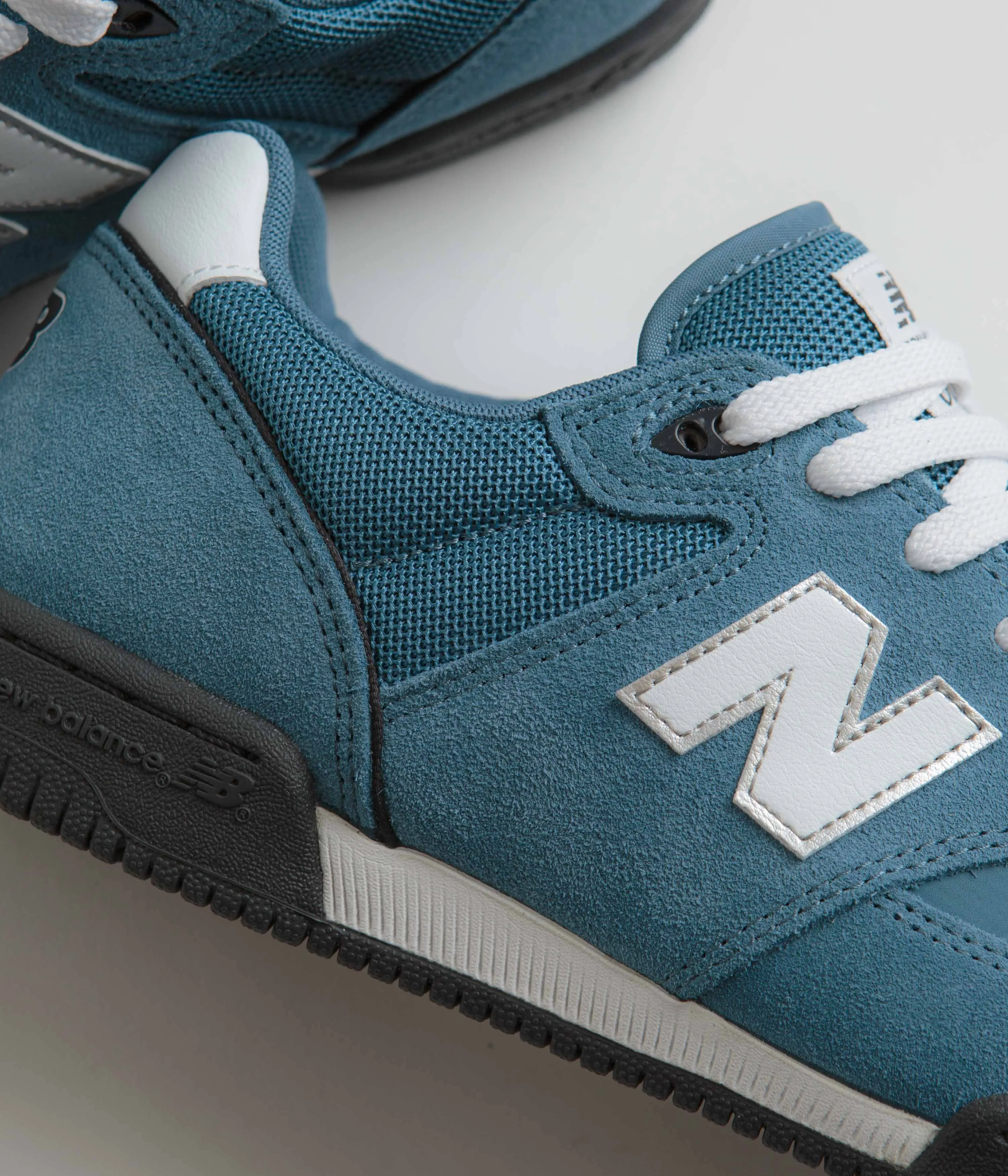 New Balance Numeric 600 Tom Knox Shoes - Elemental Blue