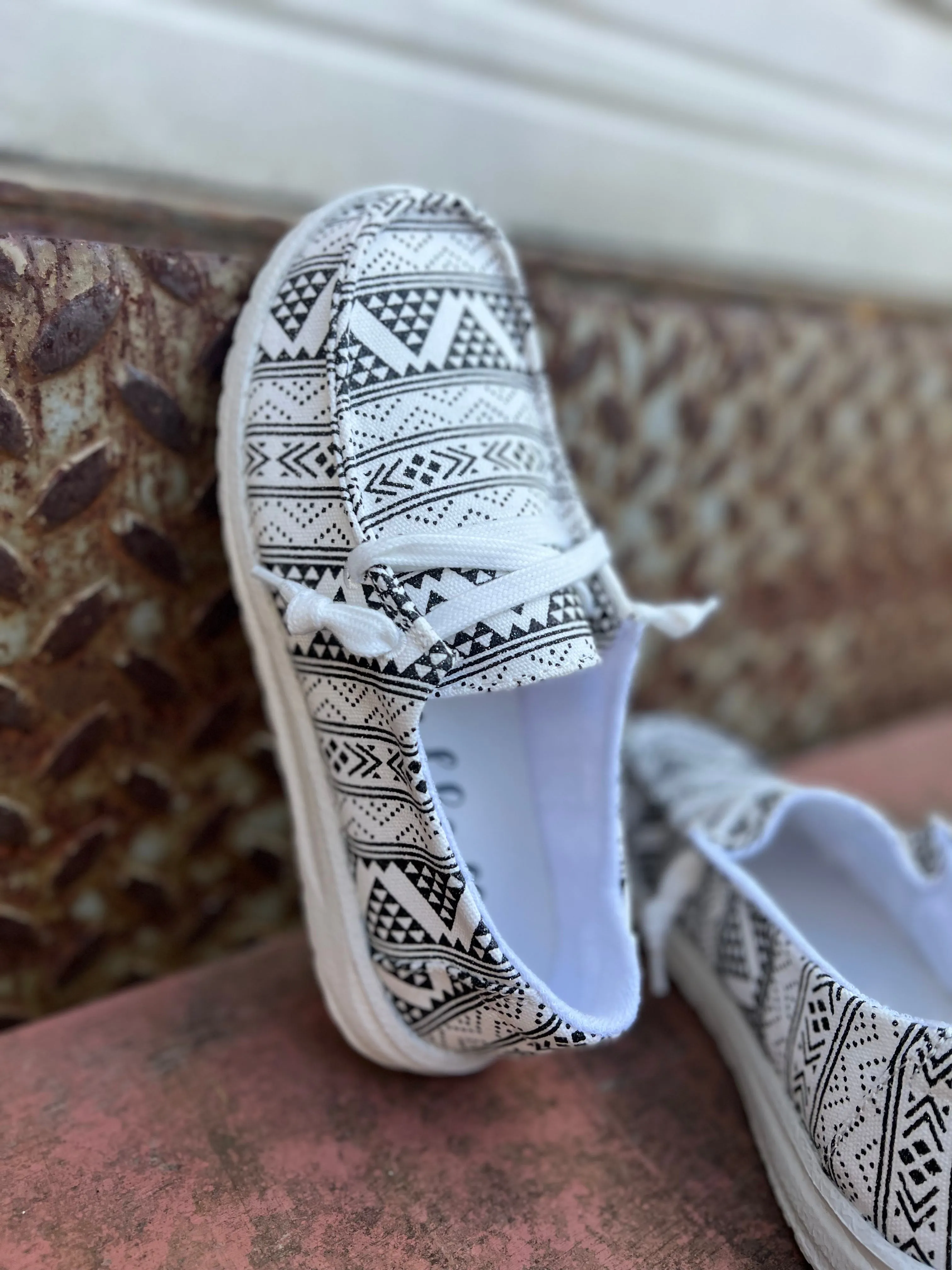 Sparkle Boat Shoes (White & Black)