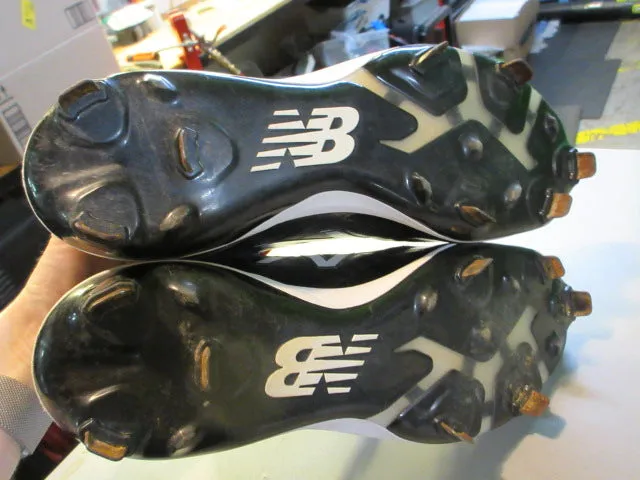 Used New Balance Metal Cleats Size 8