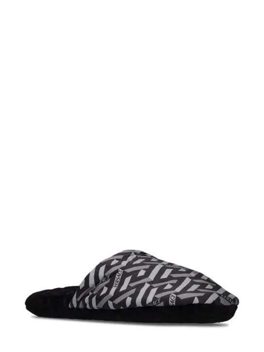 Versace   Greca signature slippers 